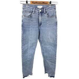 Urban Revivo‎ Step Hem High Rise Jeans